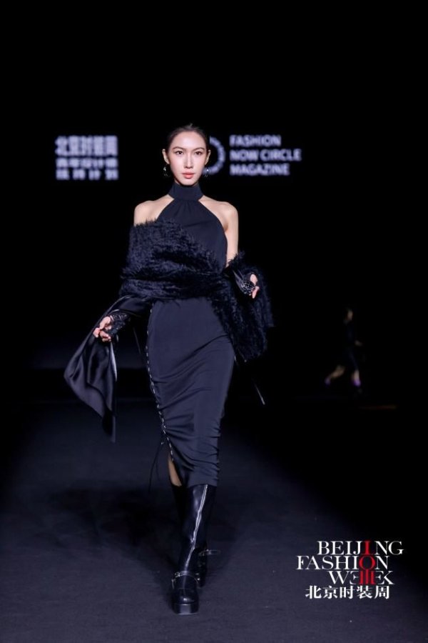 AW2026北京时装周青年设计师扶持计划收官 多元形式展现当代青年设计力量